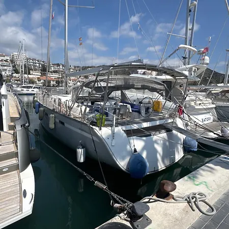 Bateau-hôtel Beverflor Des Mers Sitges
